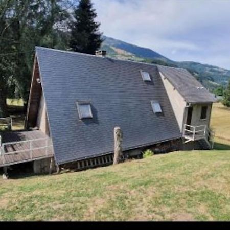 Вилла Chalet A La Montagne Сент-Мари-де-Кампан Экстерьер фото